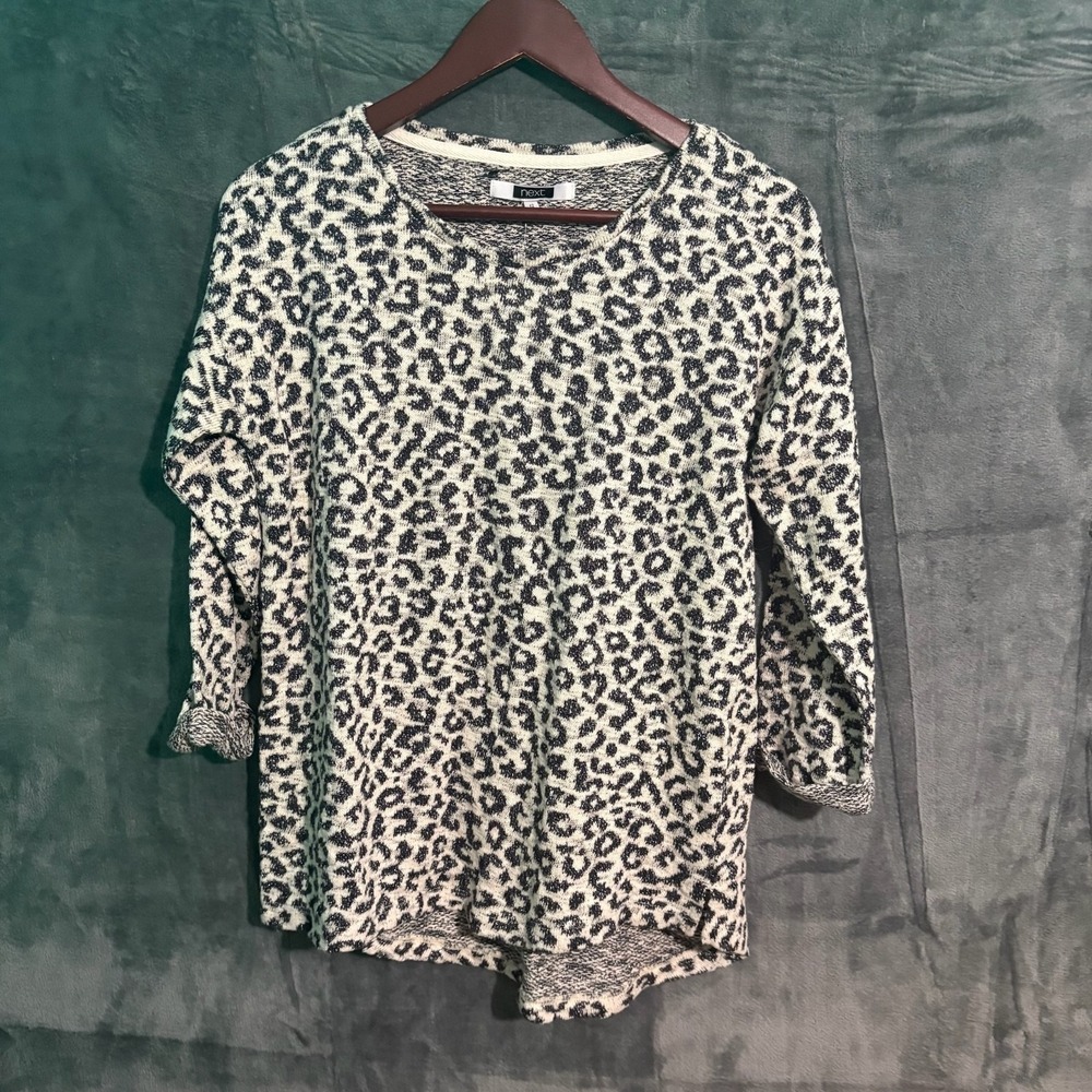 Next Blouse Womens 12 V Neck Half Sleeve Cheeta Print Animal Print Brand New